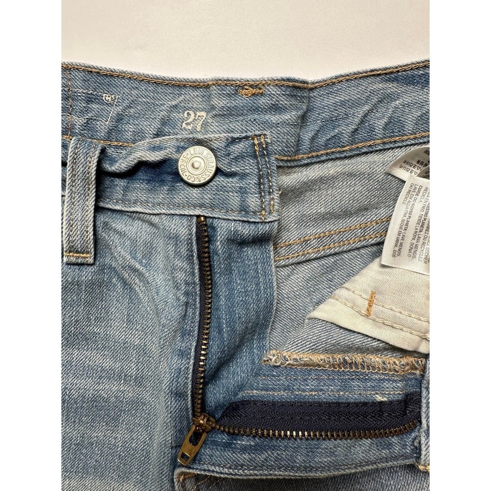 Levi's High Rise Cut Off Shorts Women's 27 Light Wash Raw Hem - Picture 6 of 10